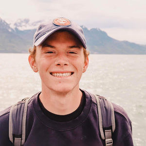 Meet your Posher, Blake